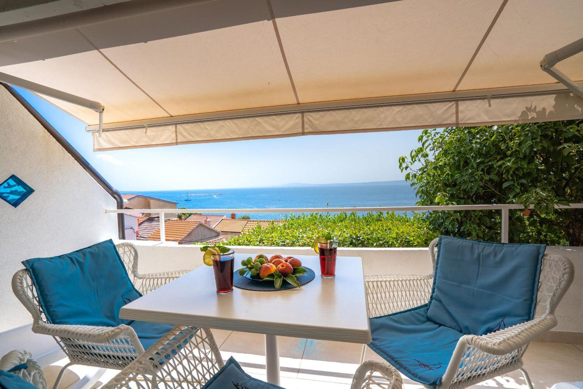 Libera1 Appartement Stara Baška Buitenkant foto